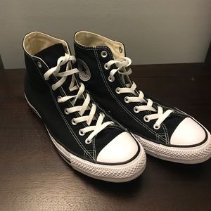 Men’s Converse All-Stars